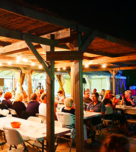 Restaurant du camping les Castors, hébergement insolite dans le Haut-Rhin